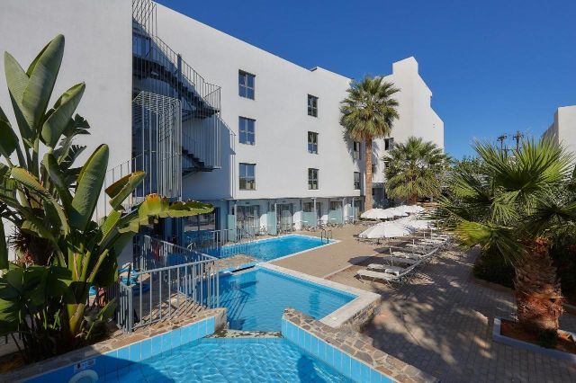 Pollis Hotel, foto 2