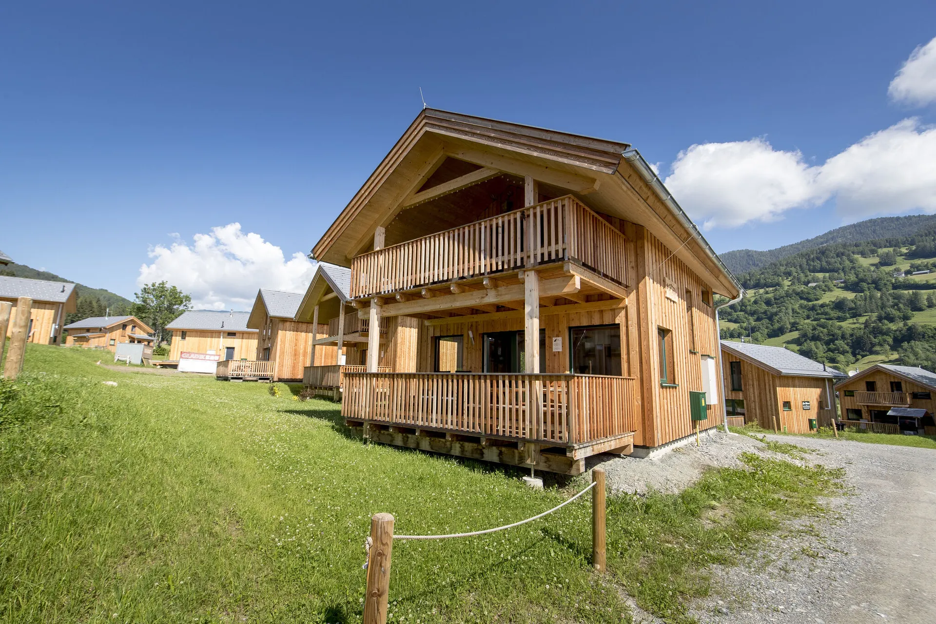 Exterieur vakantiehuis (zomer)
