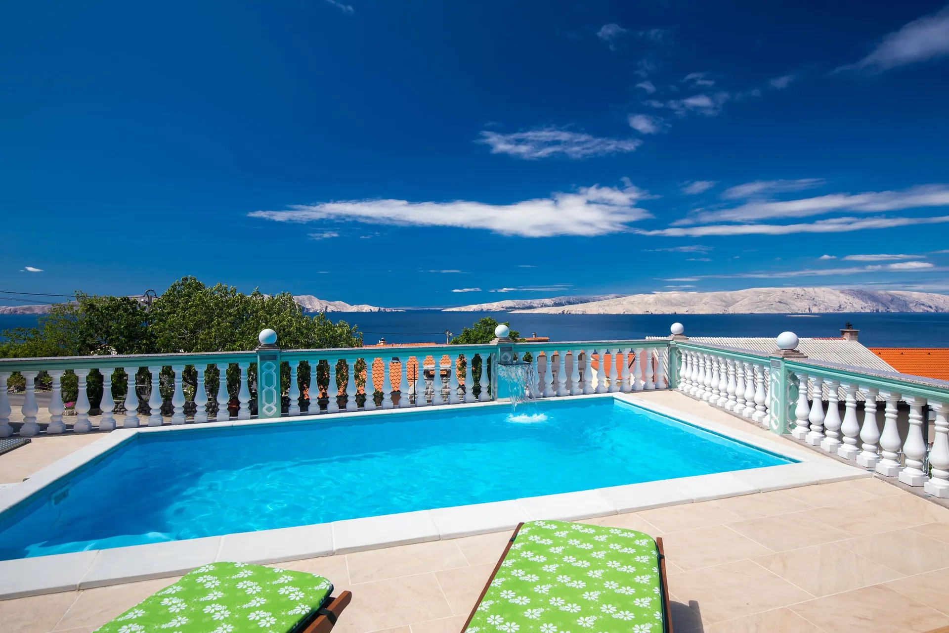 Piscine maison de vacances
