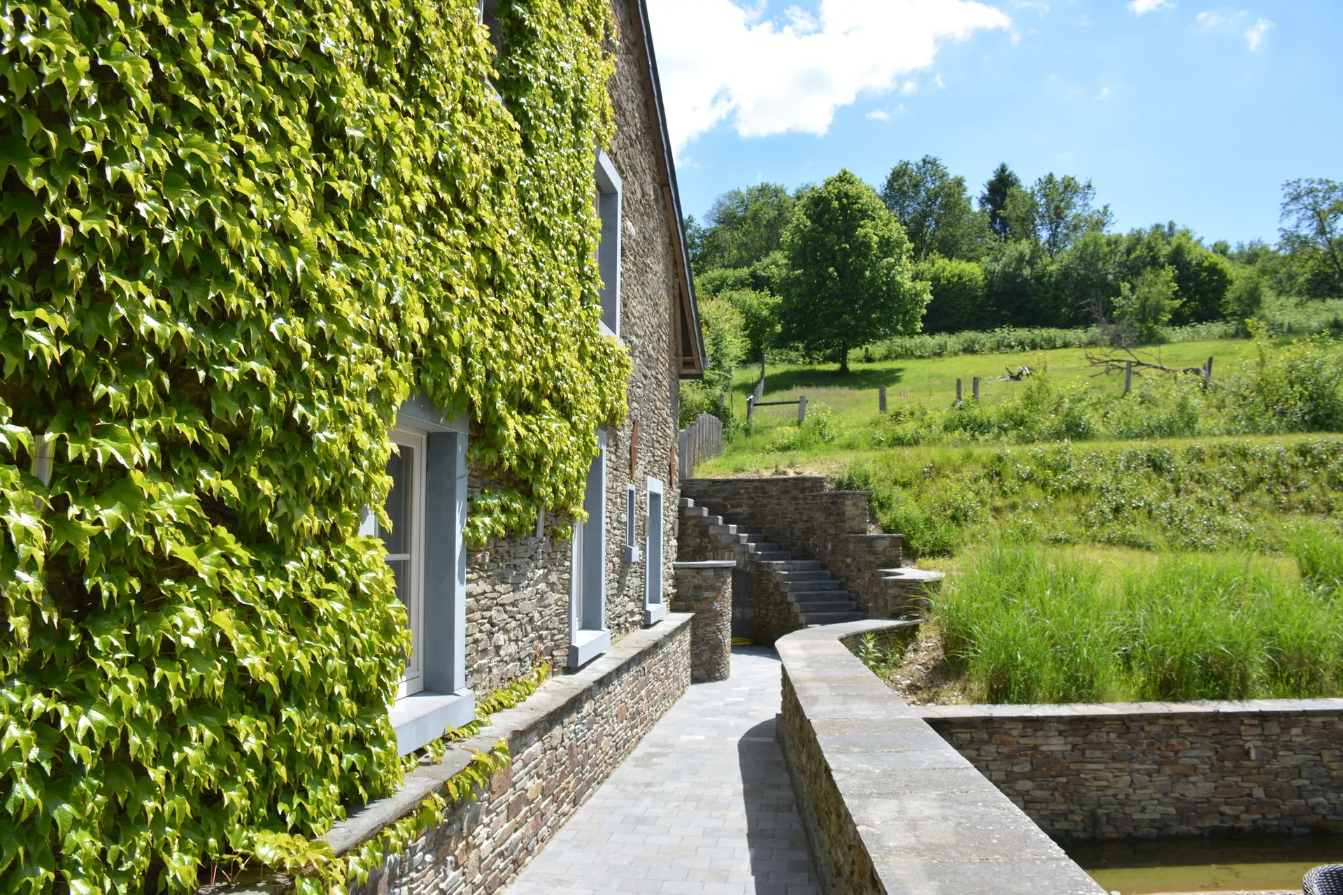 Exterieur vakantiehuis (zomer)