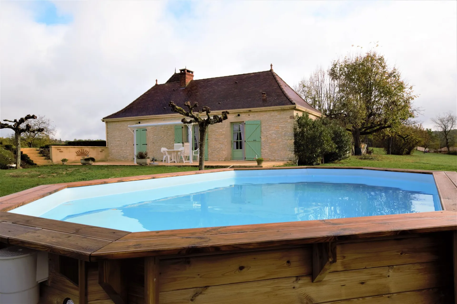 Extérieur maison de vacances (été)
