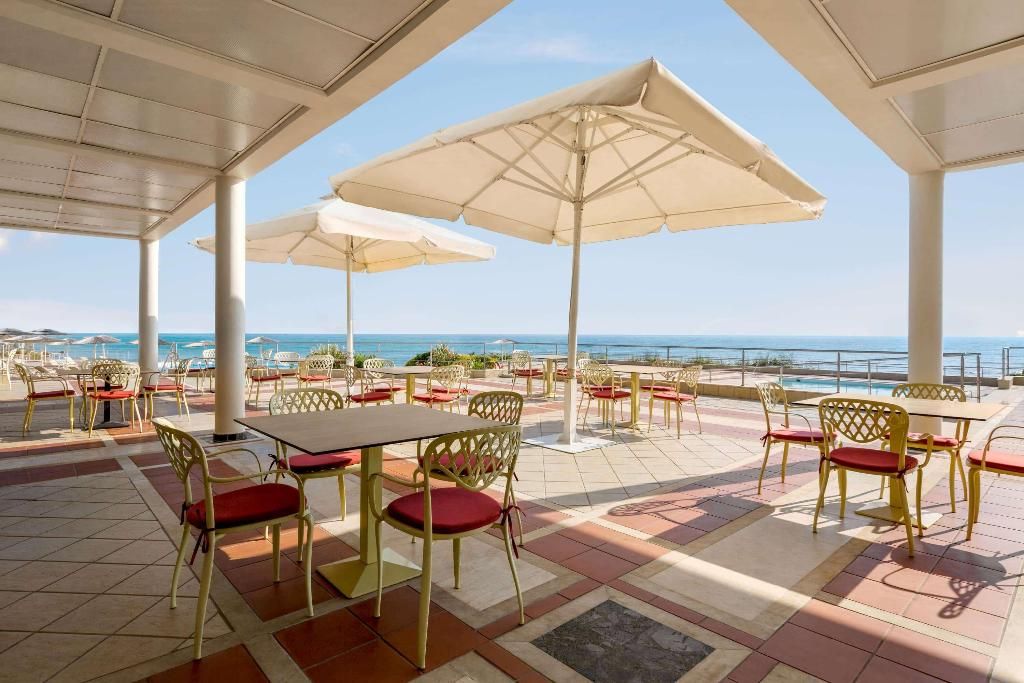 Ramada Plaza by Wyndham Thraki, foto 15
