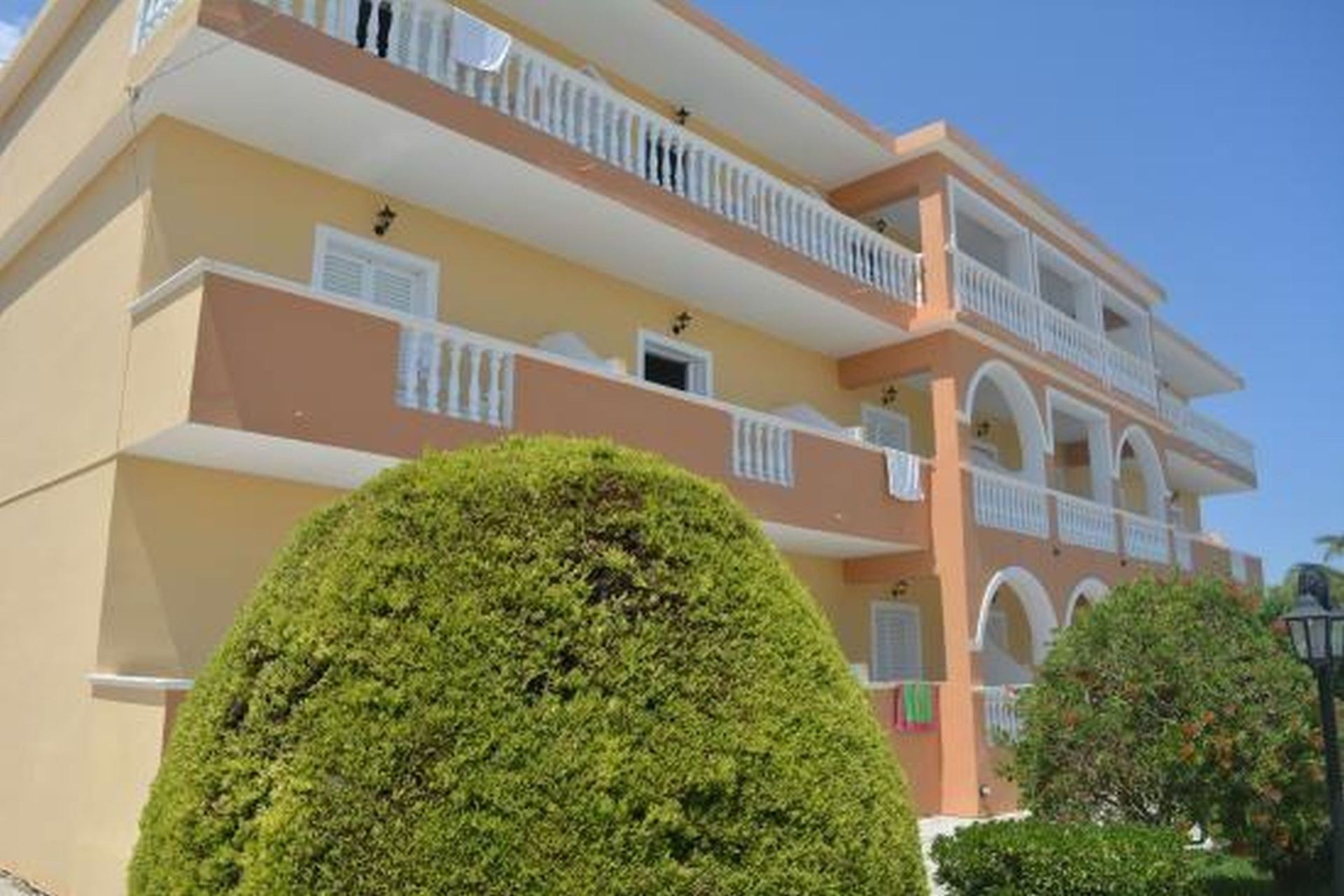 Derekas Studios & Apartments, foto 3