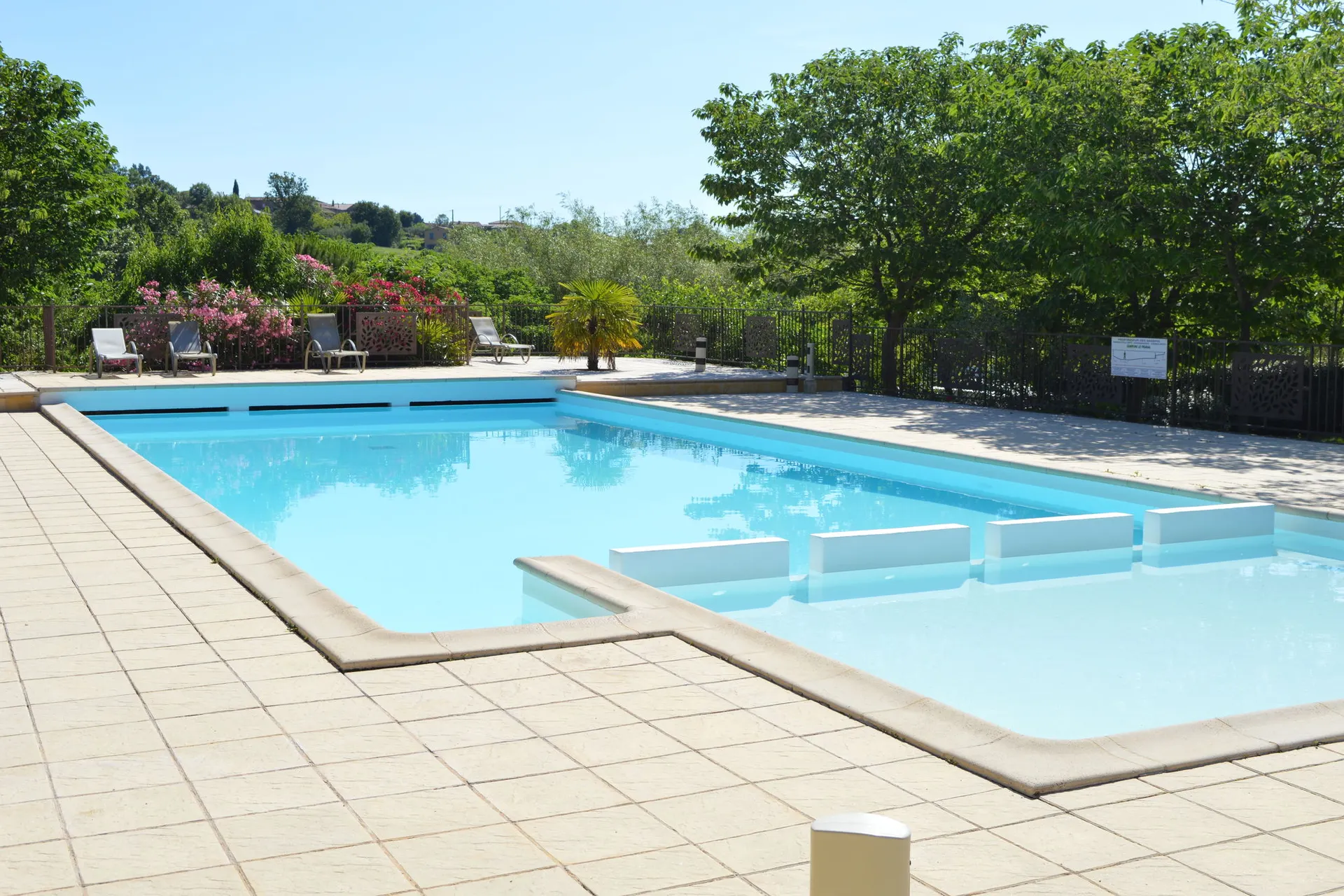 Piscine maison de vacances