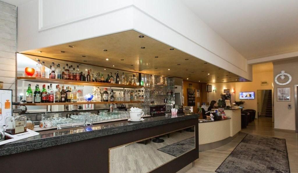 Hotel Ristorante Corona Suites, foto 13