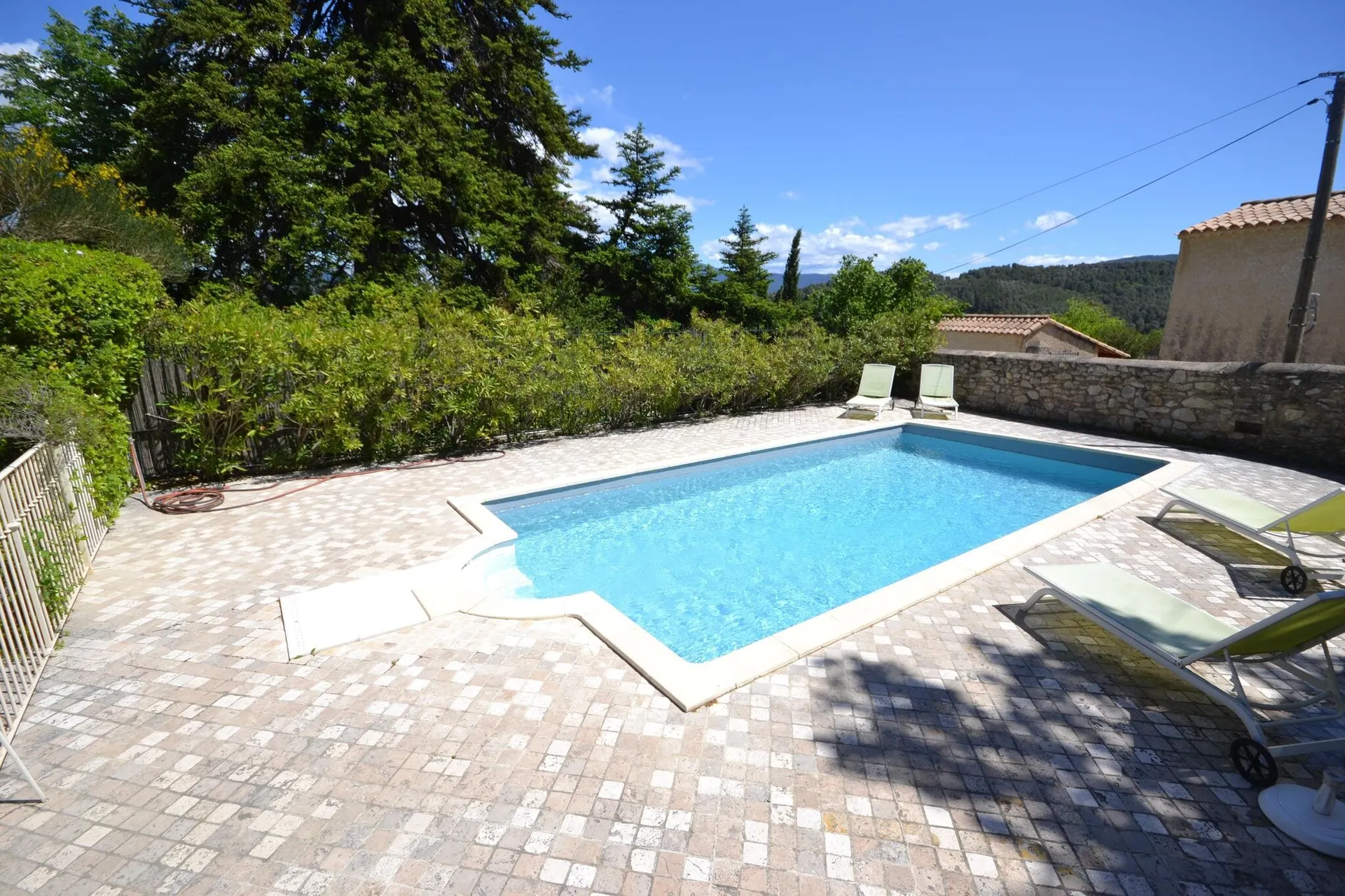 Piscine maison de vacances