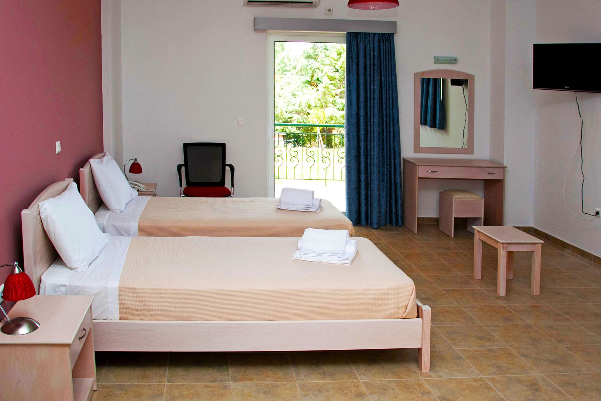 Stomio Villague, foto 6