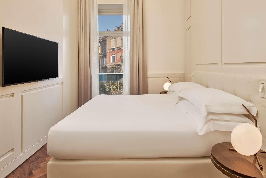 De Bonart Naples, Curio Collection by Hilton, foto 15