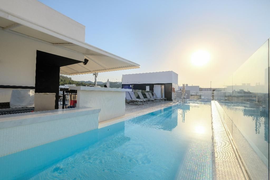 M. Hotel, foto 11