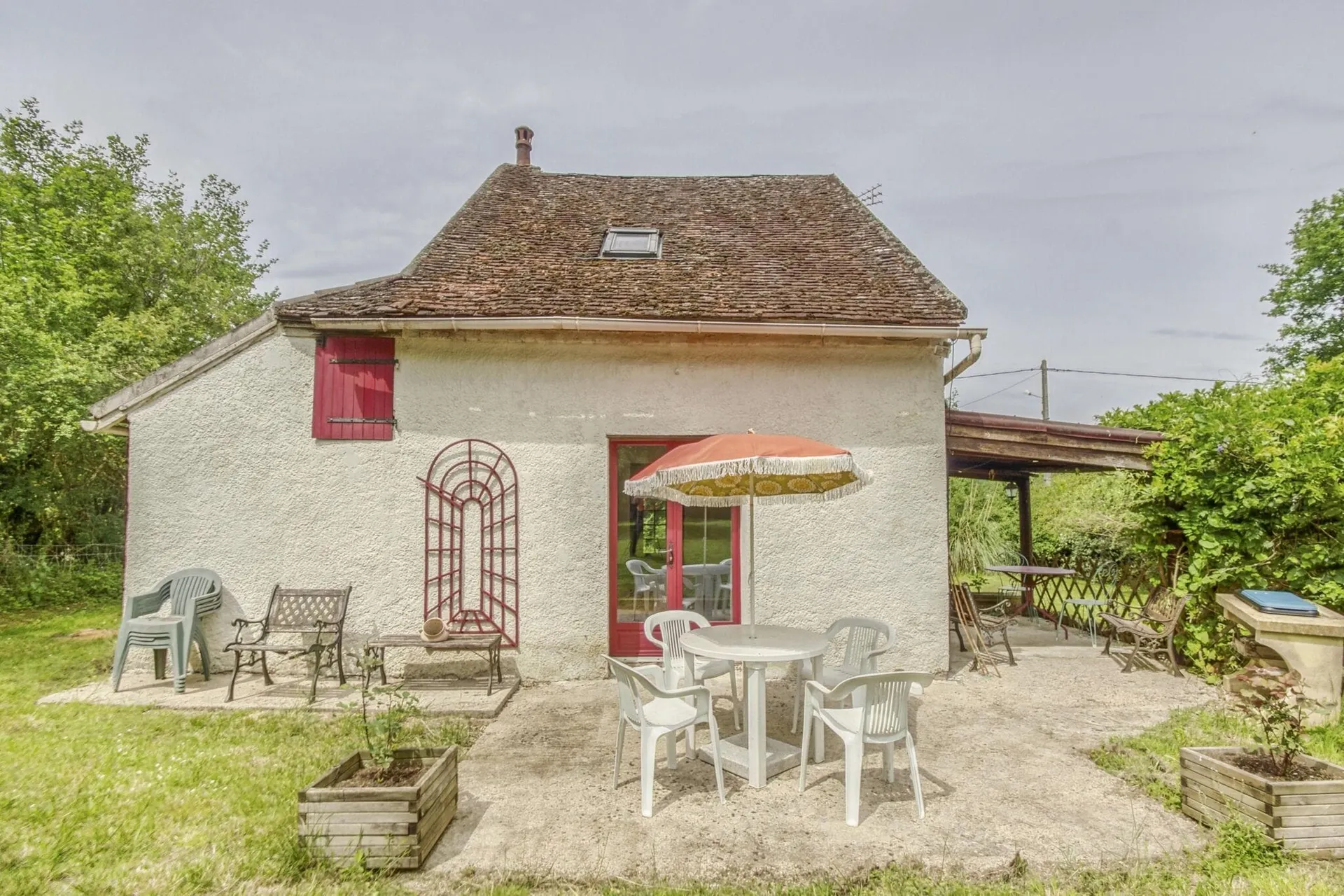 Exterieur vakantiehuis (zomer)