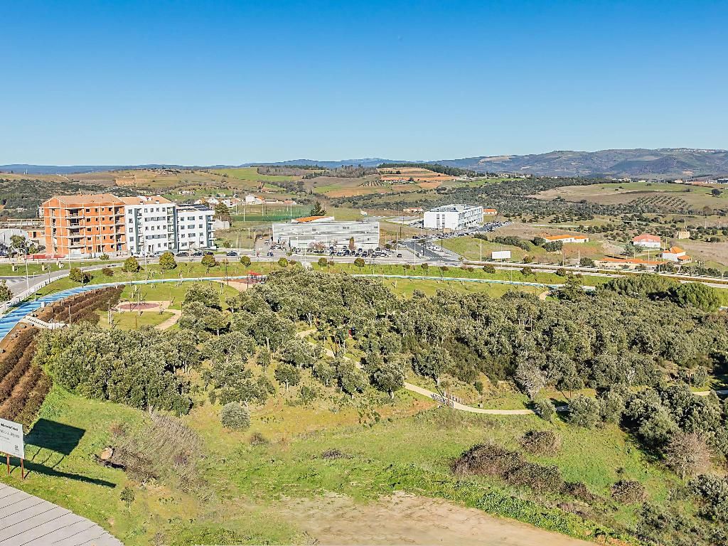 ibis Braganca, foto 12
