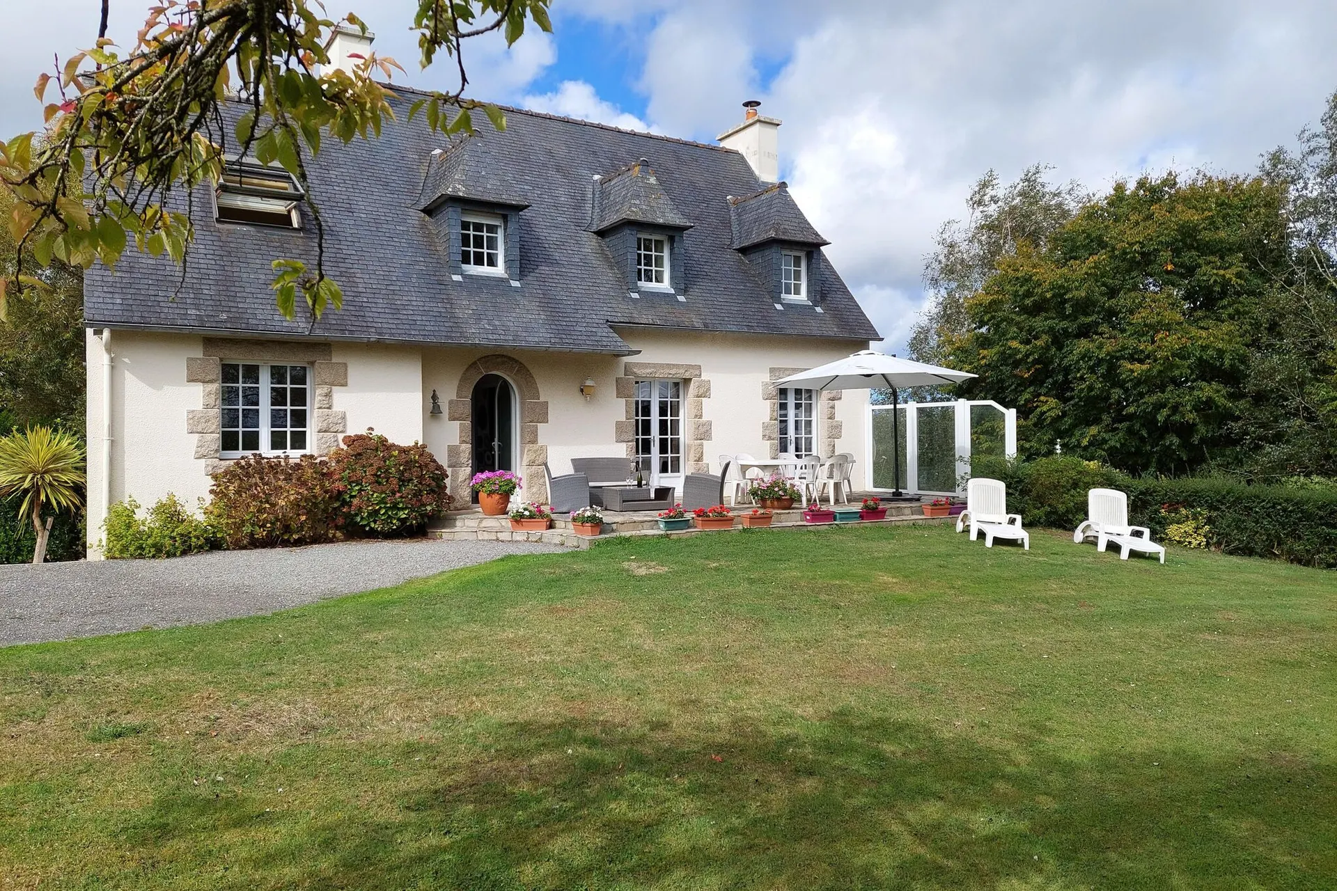 Extérieur maison de vacances (été)