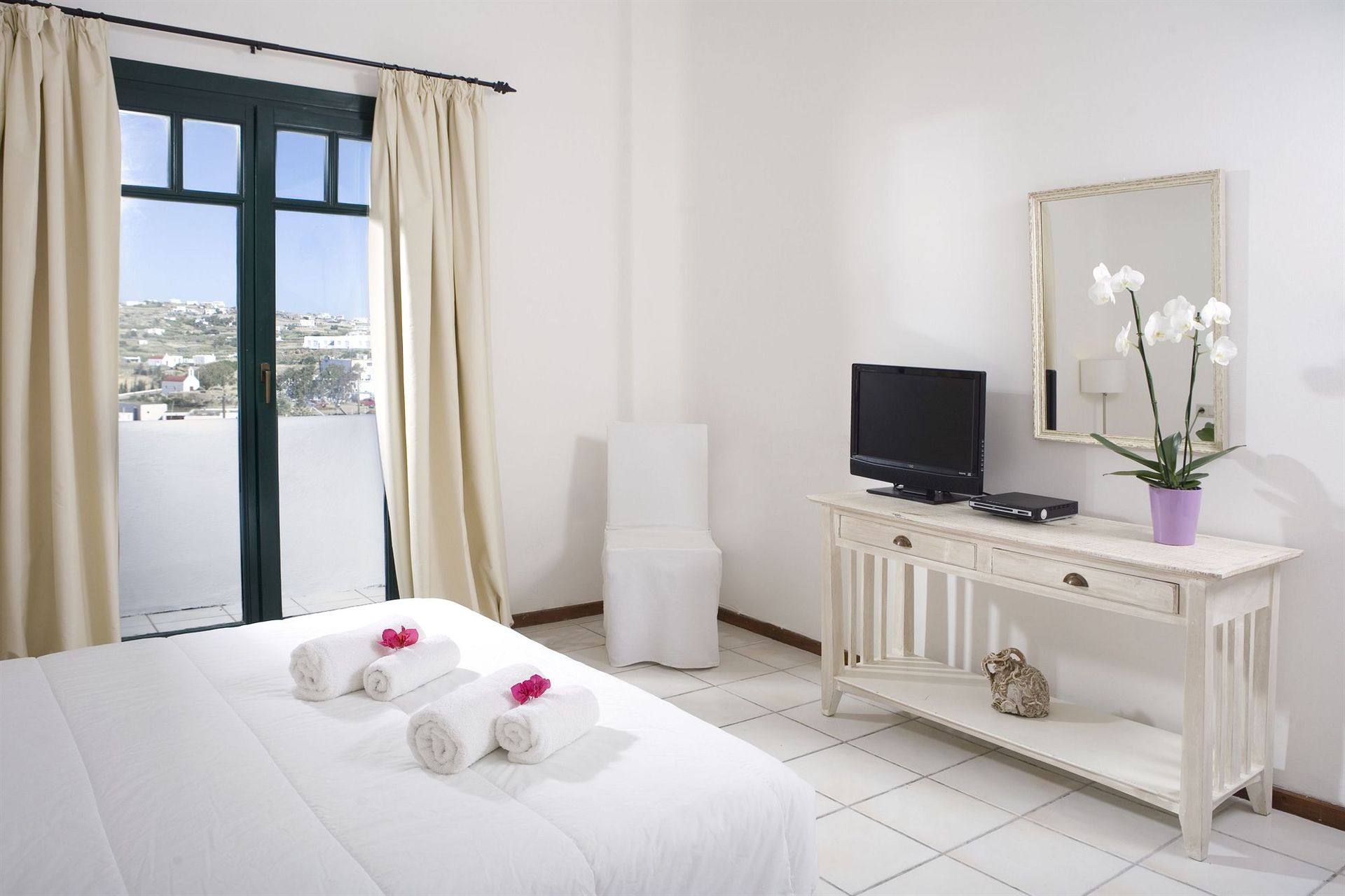 Tharroe Of Mykonos, foto 6