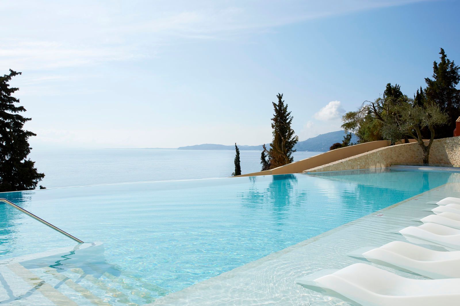 Nido, Mar-Bella Collection