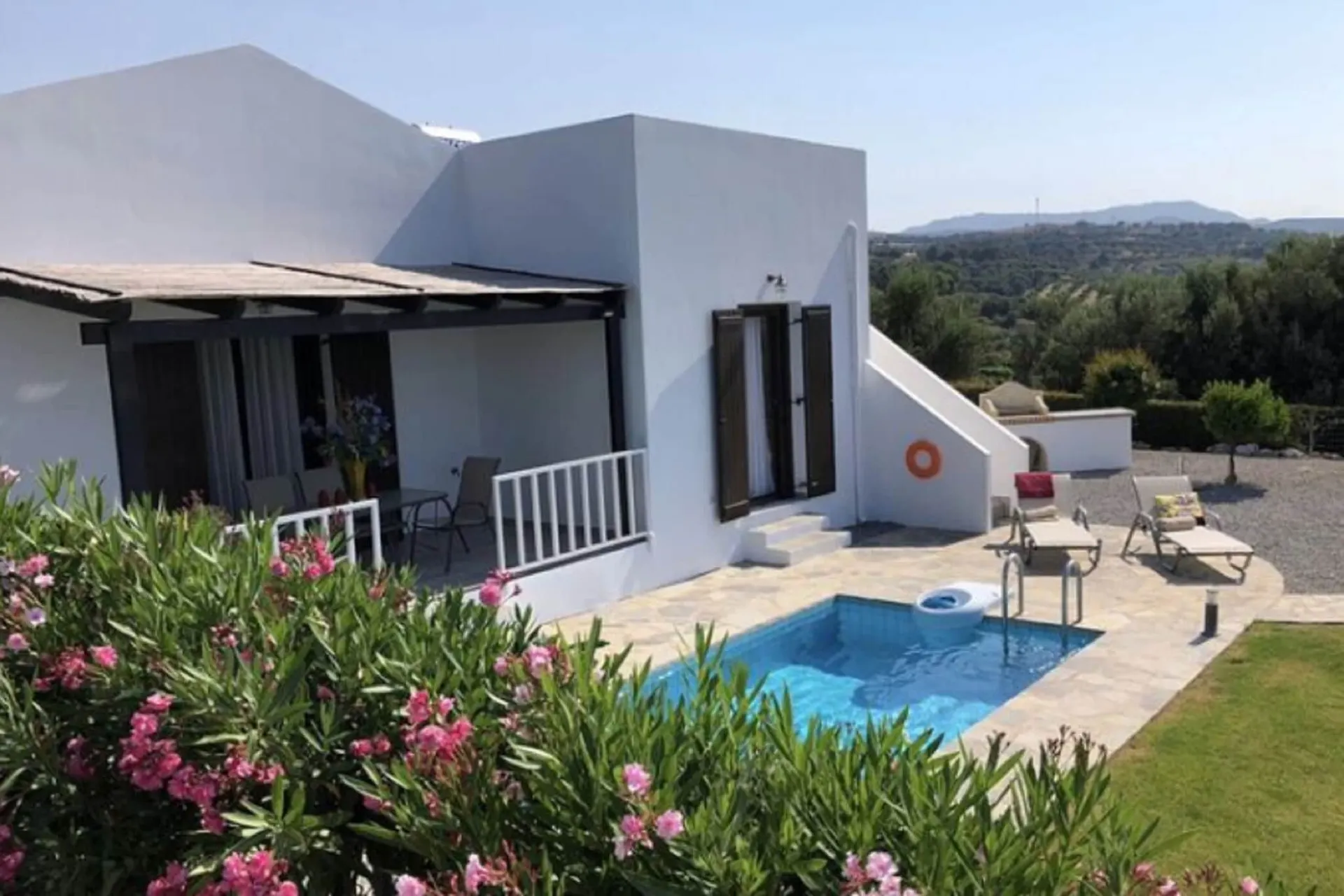 Extérieur maison de vacances (été)
