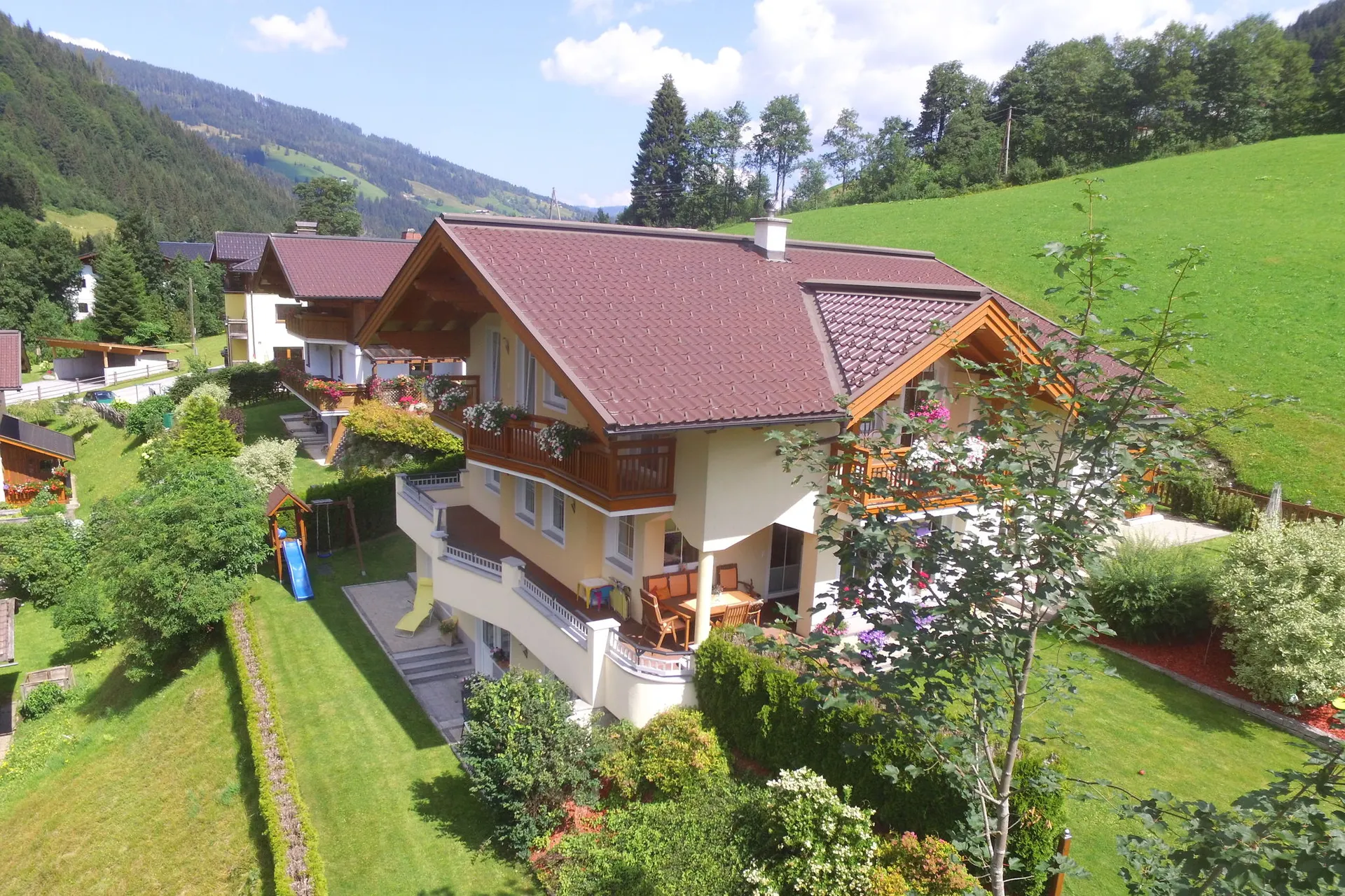 Exterieur vakantiehuis (zomer)