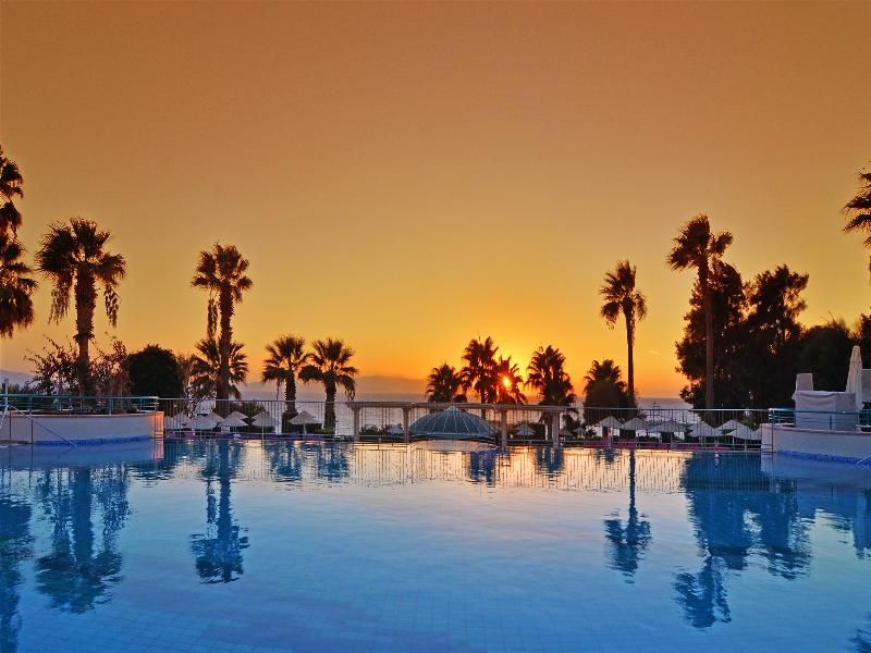 The Grand Blue Sky International, foto 8