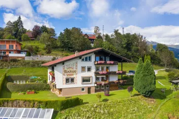 Exterieur vakantiehuis (zomer)