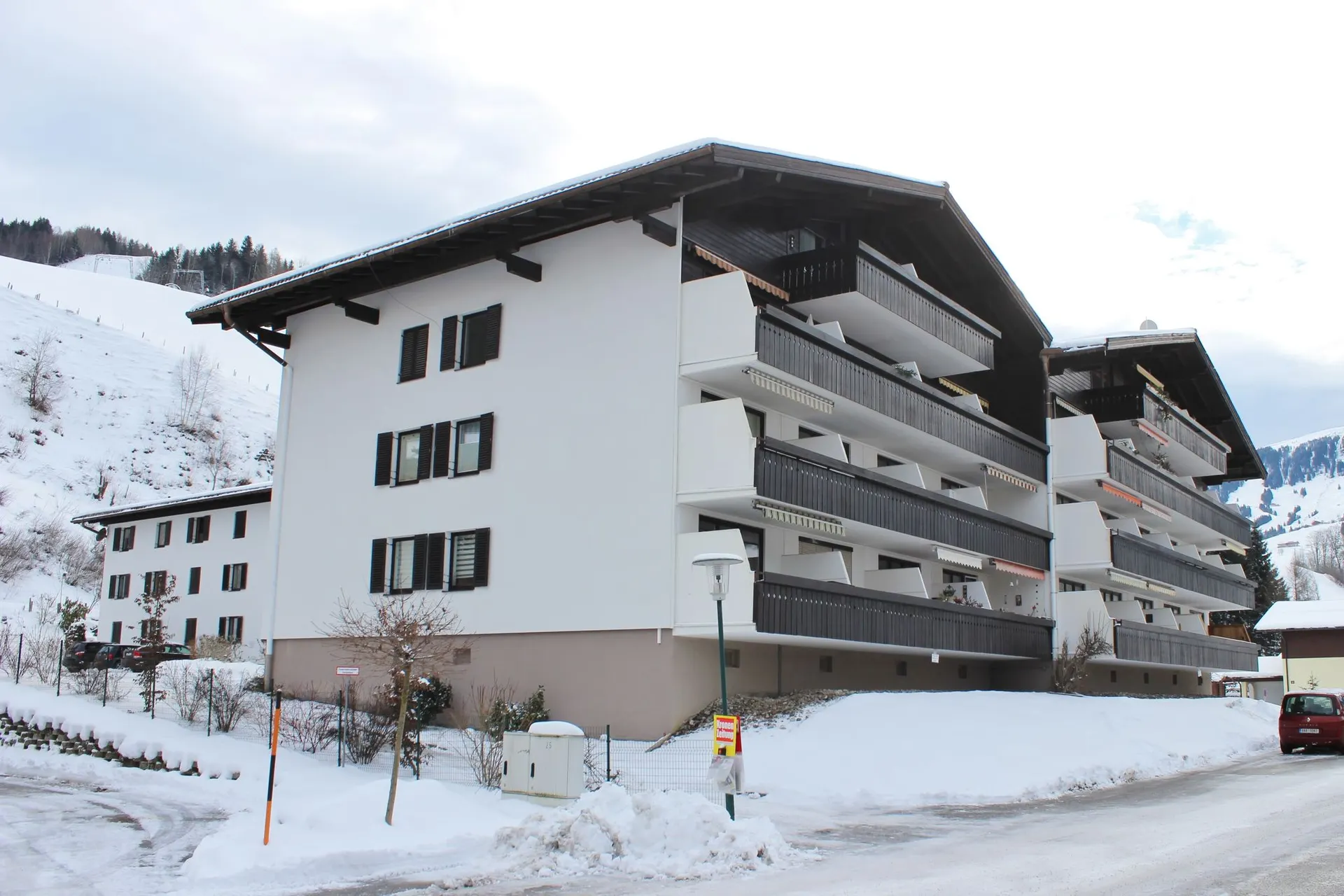 Exterieur vakantiehuis (winter)
