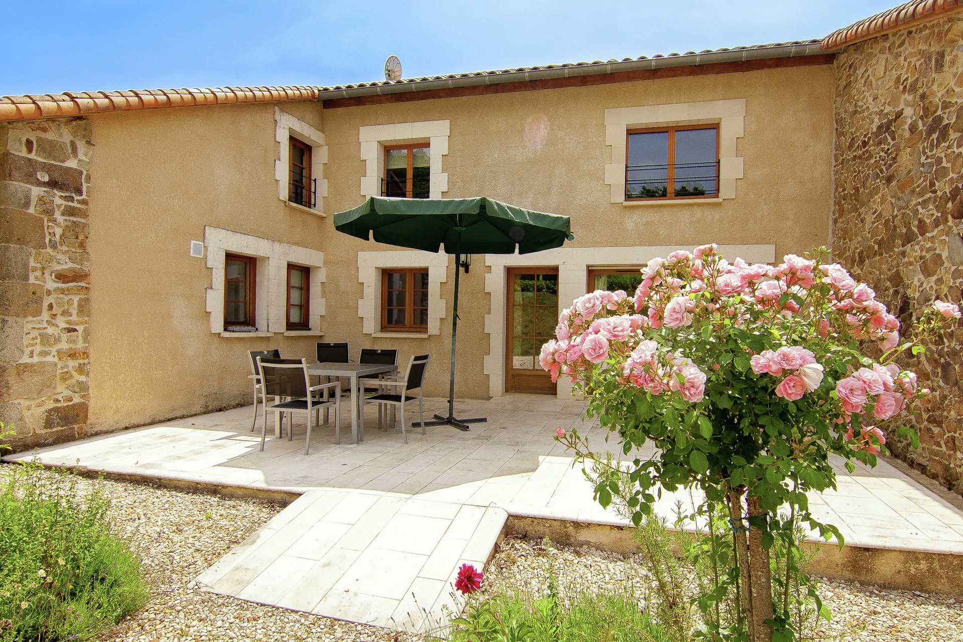 Extérieur maison de vacances (été)