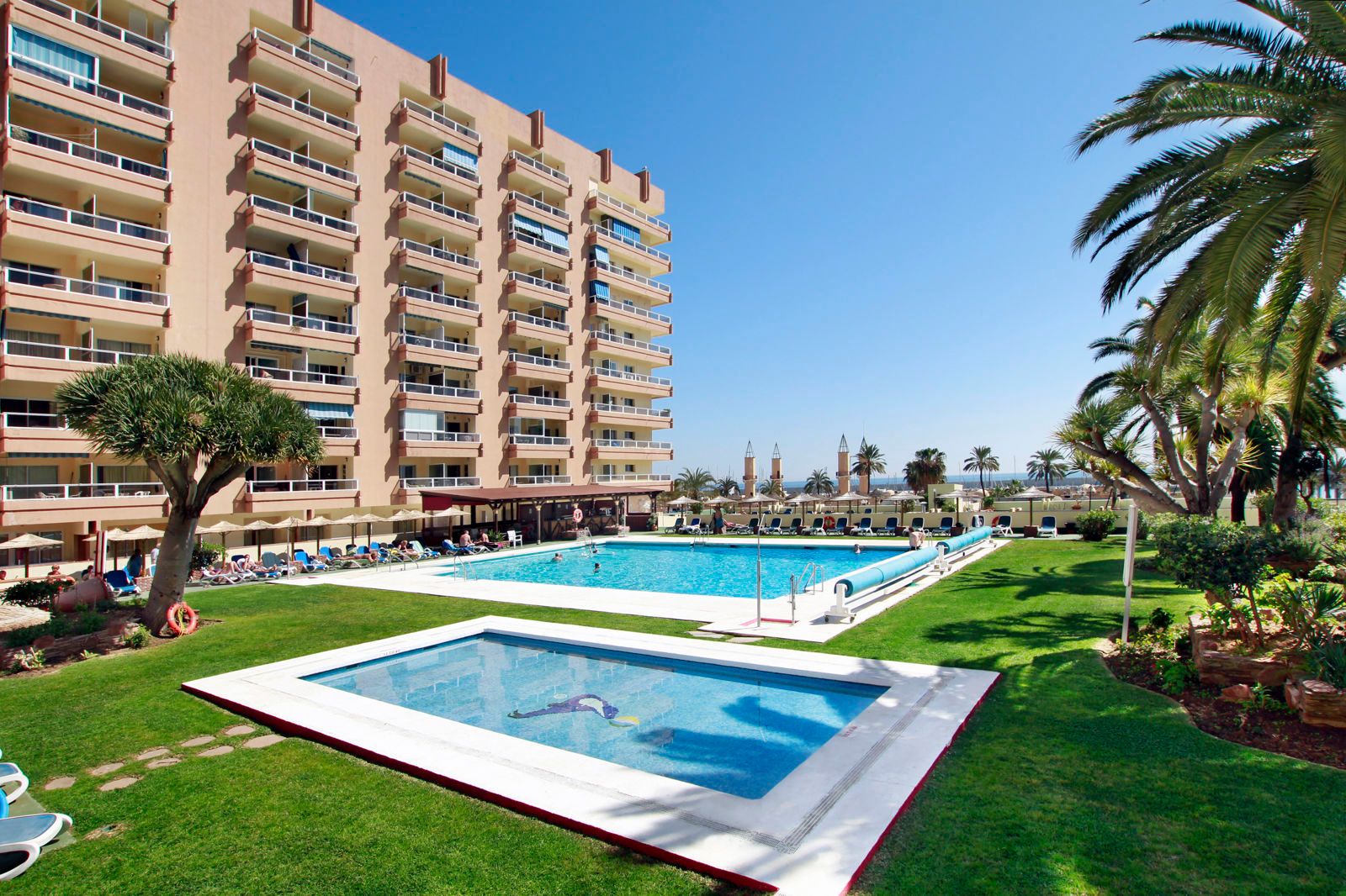 Hotel Apartamentos Pyr Fuengirola, foto 2
