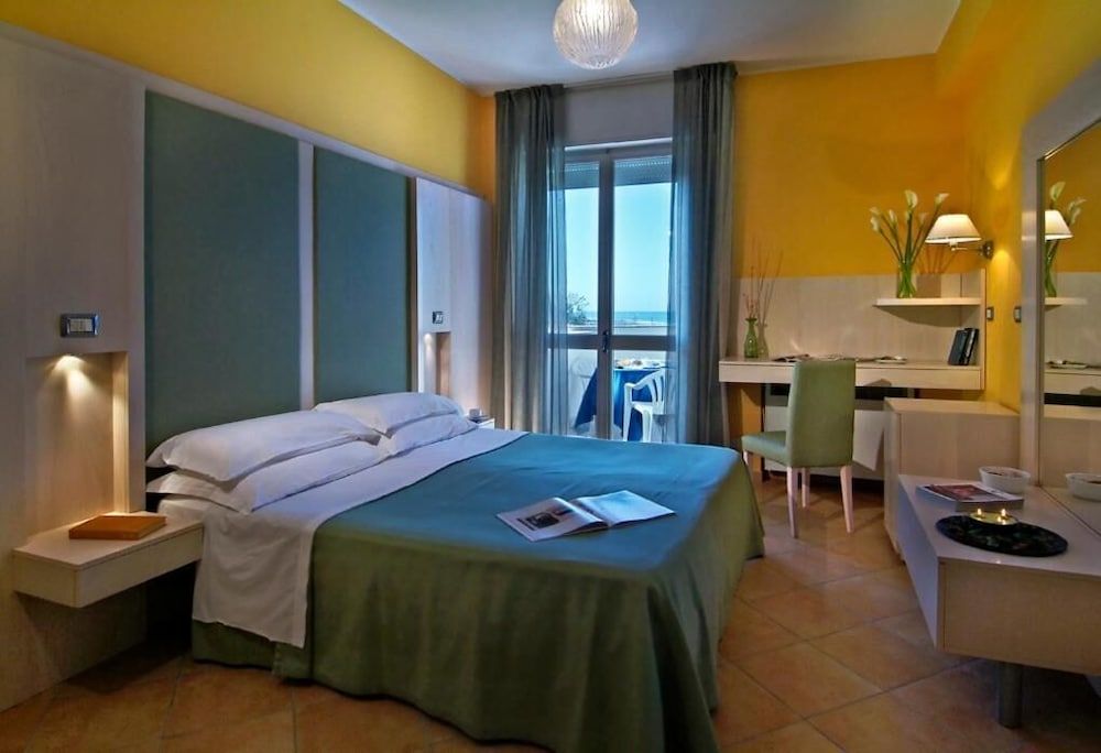 Color Alexandra Plaza Family Hotel, foto 3