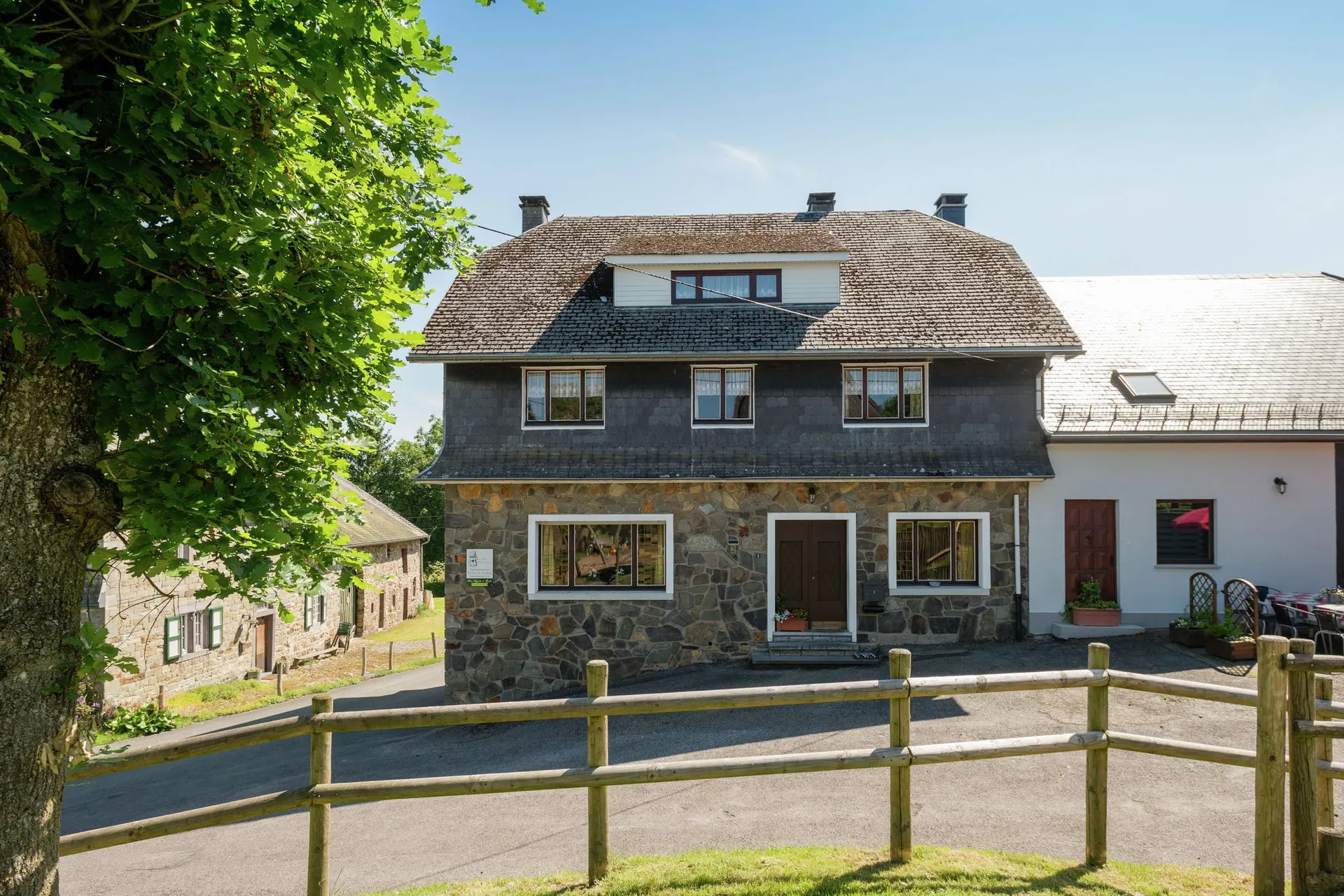 Extérieur maison de vacances (été)