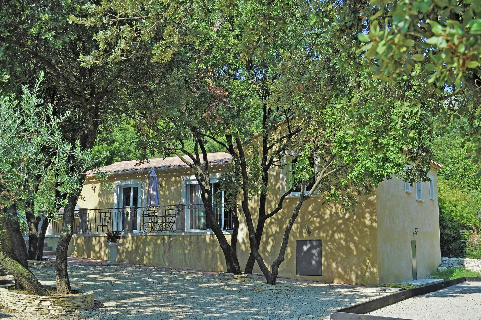 Exterieur vakantiehuis (zomer)