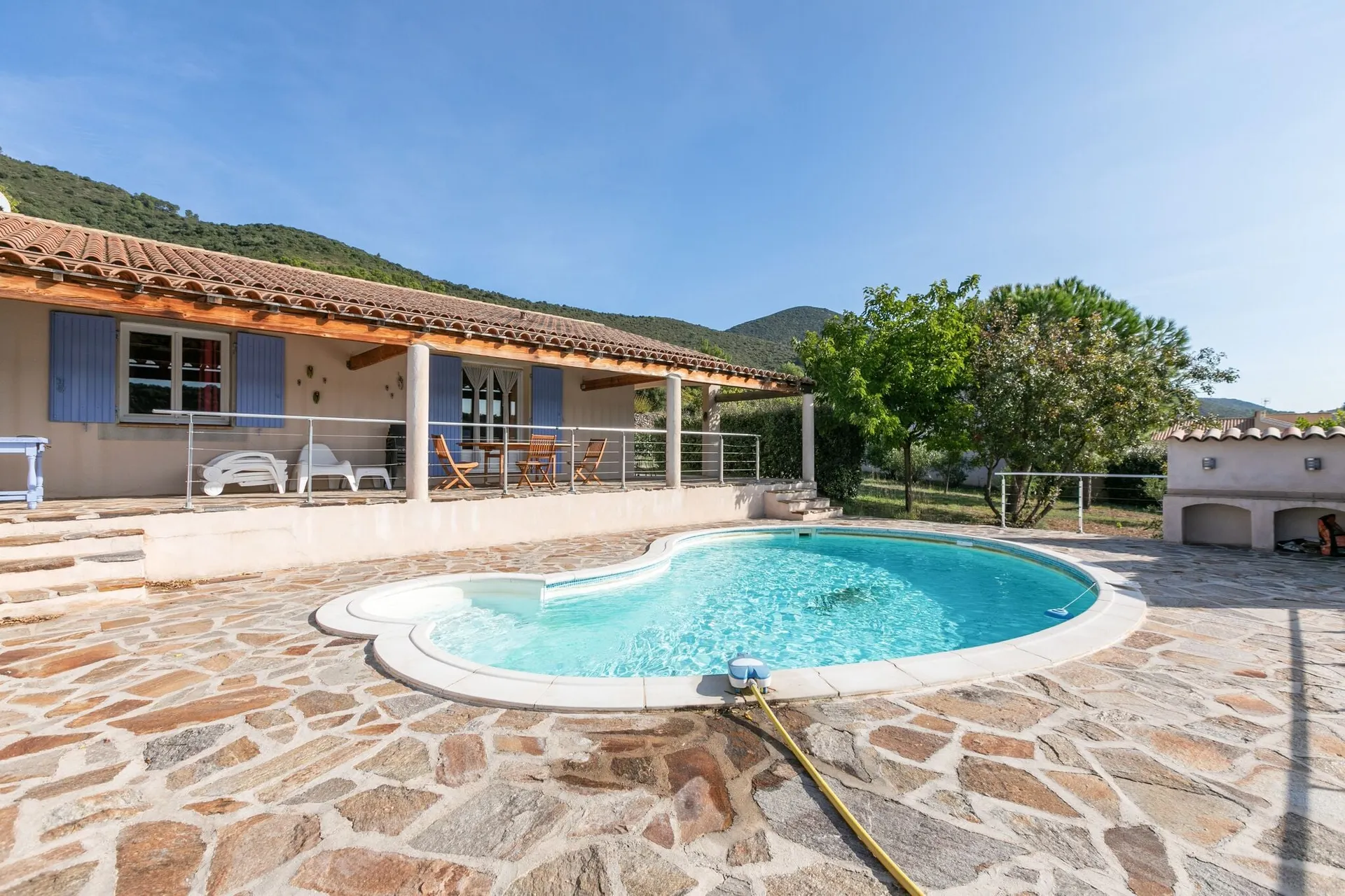 Extérieur maison de vacances (été)