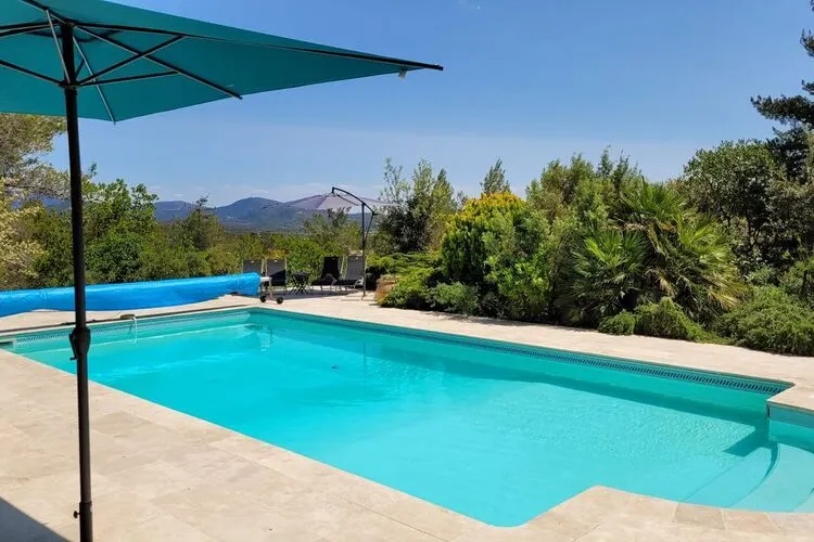 Piscine maison de vacances