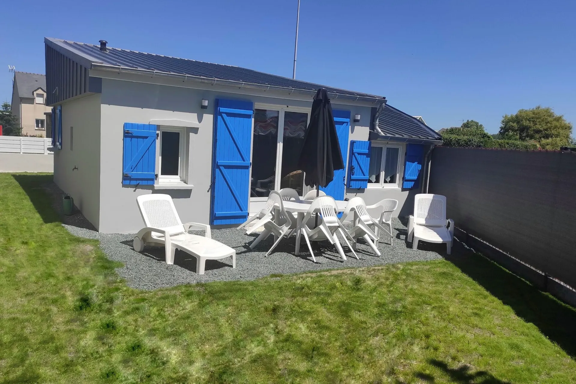 Exterieur vakantiehuis (zomer)
