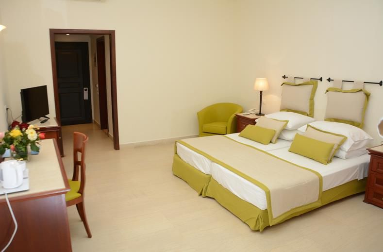 Roda Beach Resort & Spa, foto 3