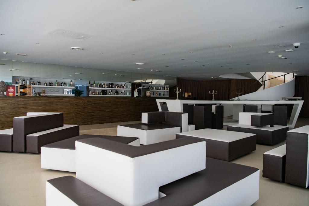 White Hotel, foto 10