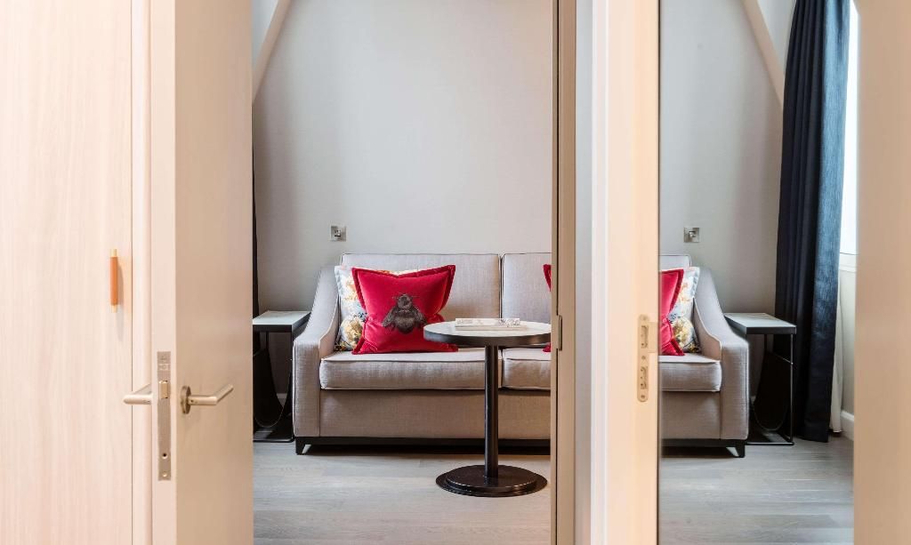 The Trafalgar St. James London, Curio Collection by Hilton, foto 4
