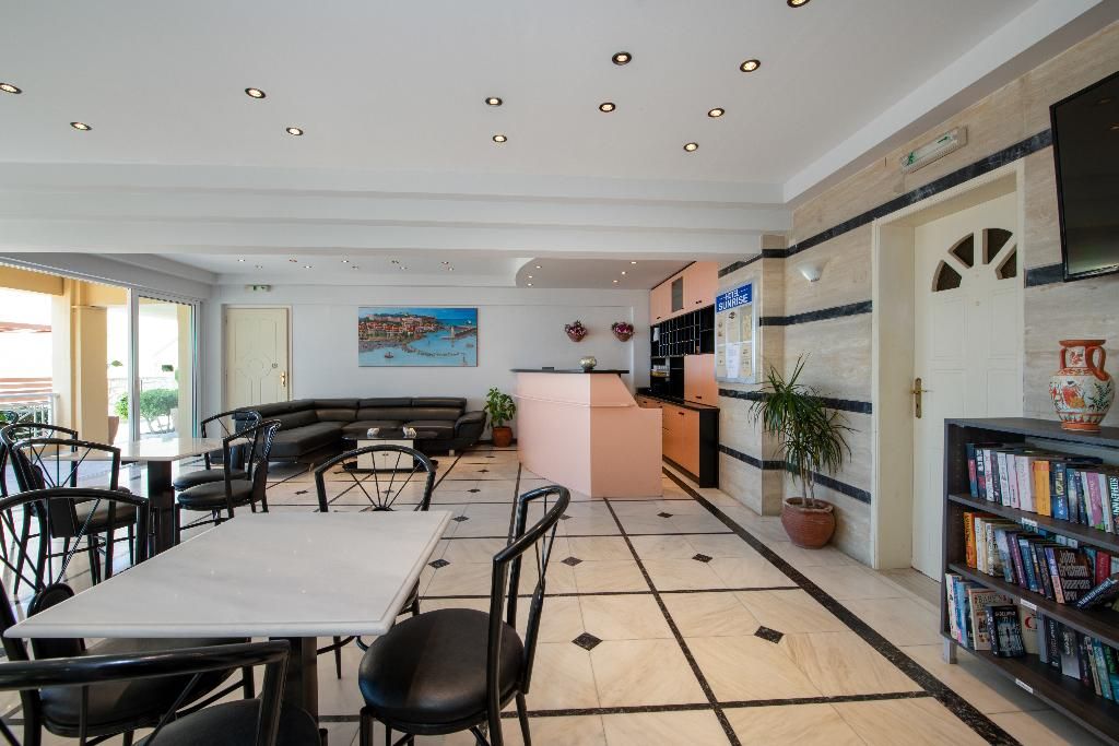 Sunrise Hotel Studios Apartments, foto 2