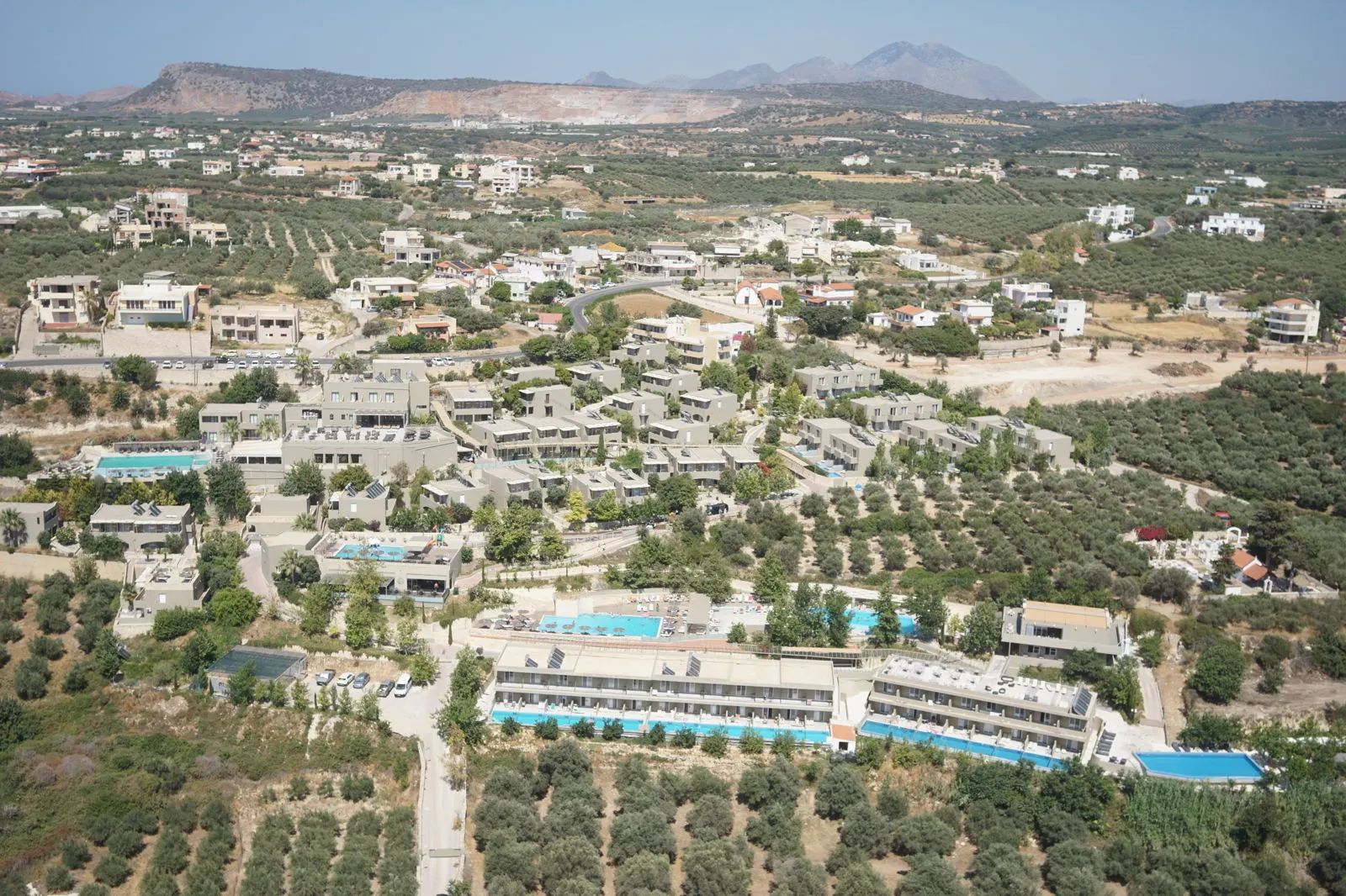 RG Village Crete