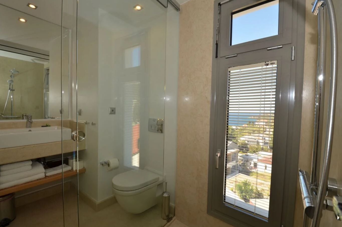 Ino Hotel & Suites, foto 9