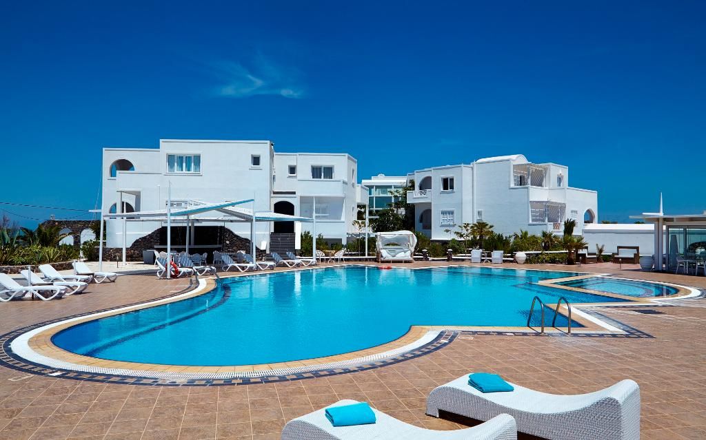 Smy Santorini Suites & Villas