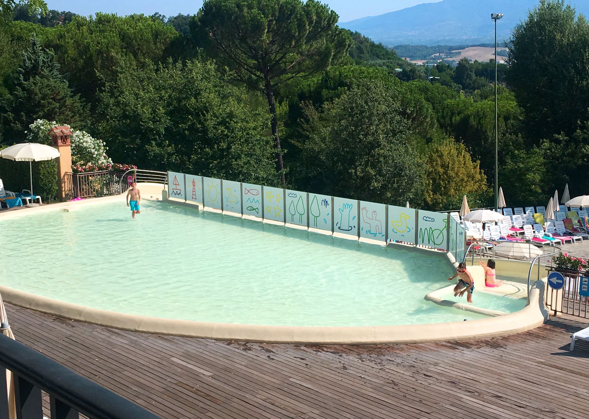 hu Norcenni Girasole Village, foto 11