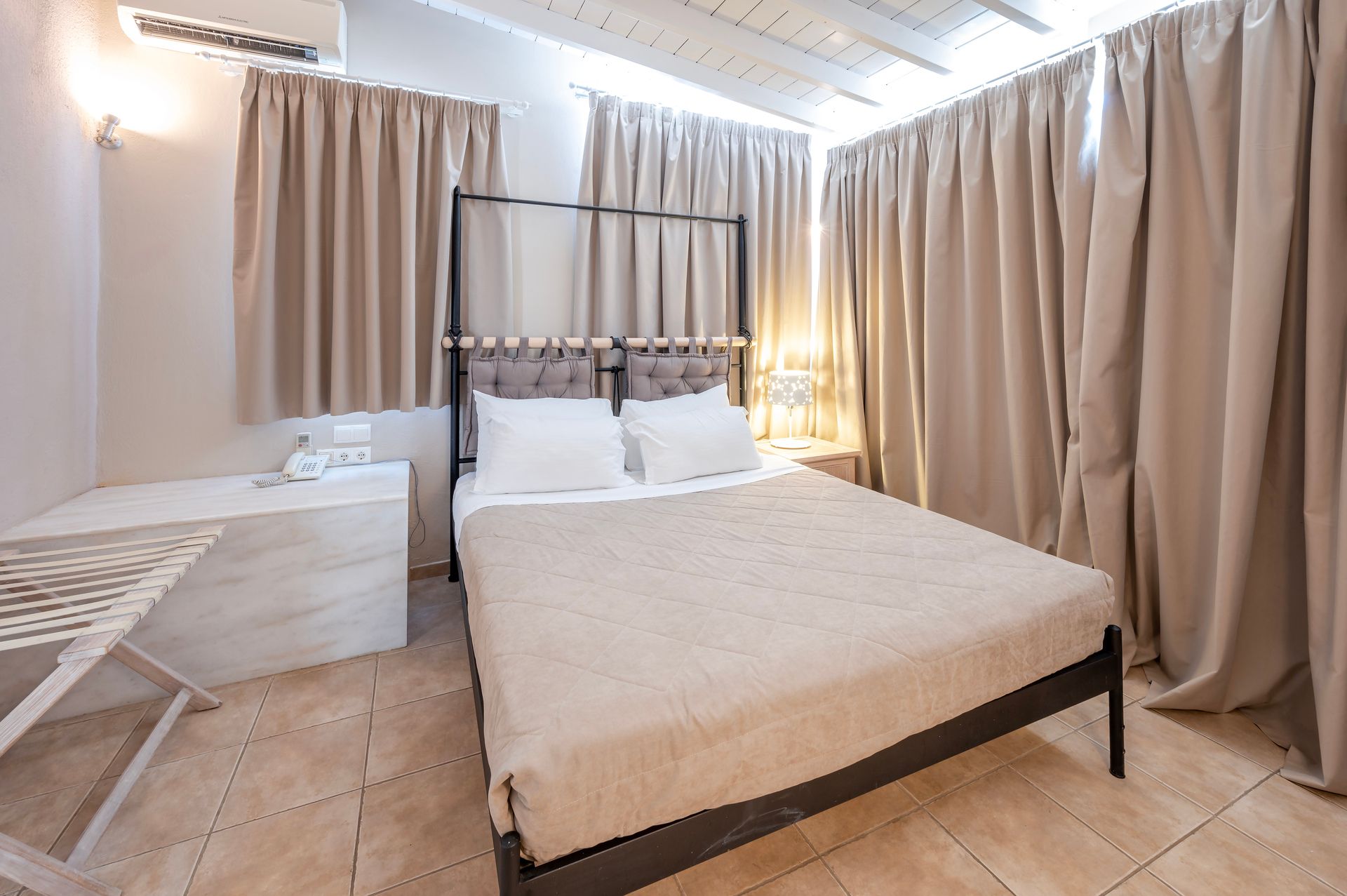 Smy Santorini Suites & Villas, foto 10