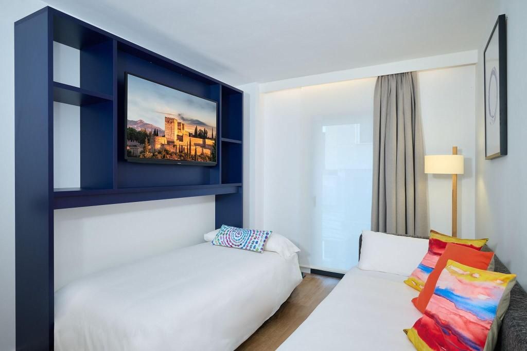 Apartamentos Luna Suites Granada, foto 12