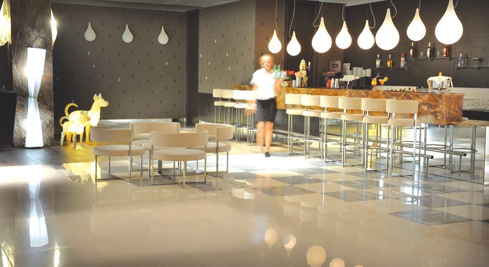 Istion Club, foto 2