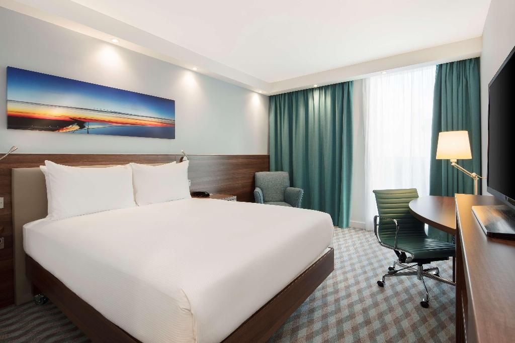 Hampton by Hilton London Stansted Airport, foto 12