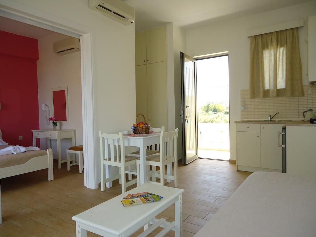 Almyra Apartments, foto 2