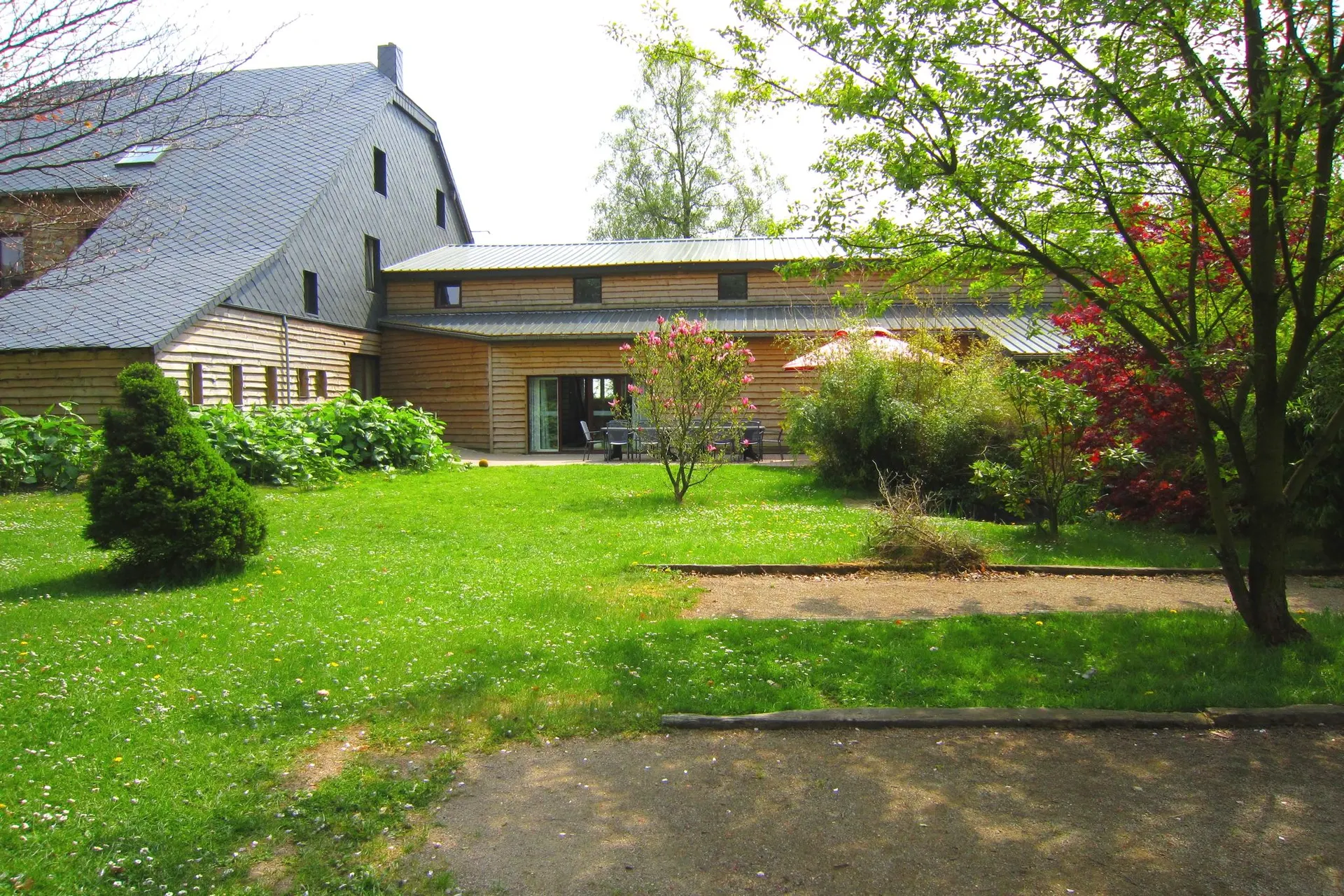 Exterieur vakantiehuis (zomer)