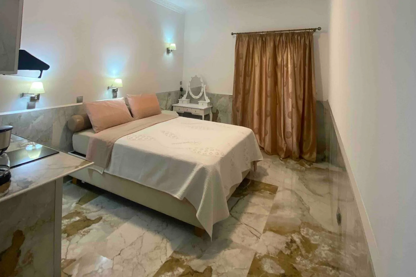 Athina Studios