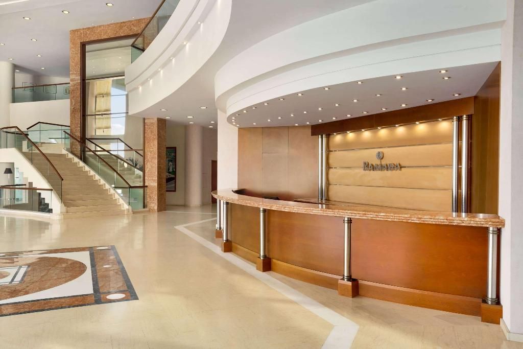 Ramada Plaza by Wyndham Thraki, foto 4