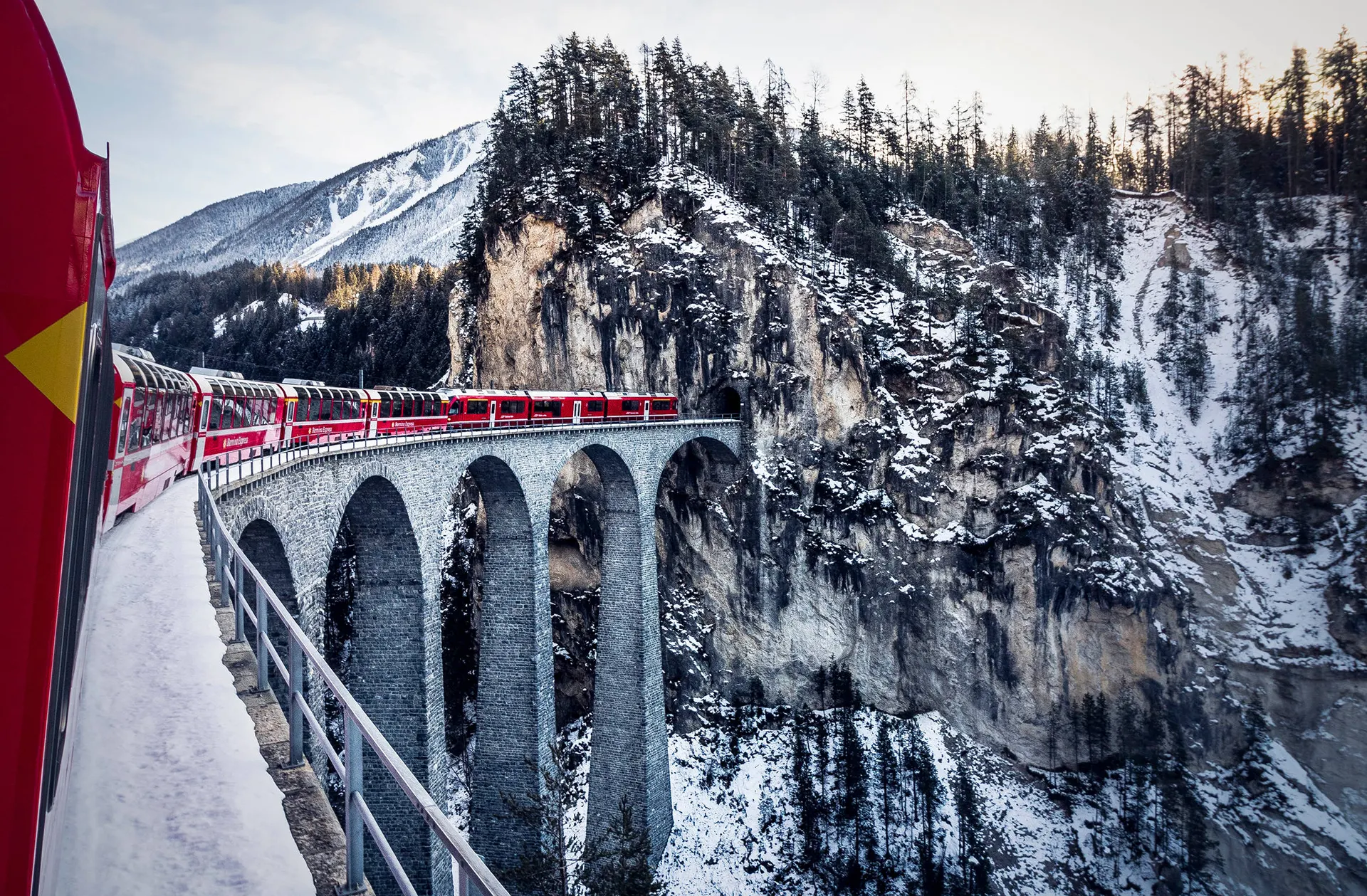 Winter met de Glacier- en Bernina Express