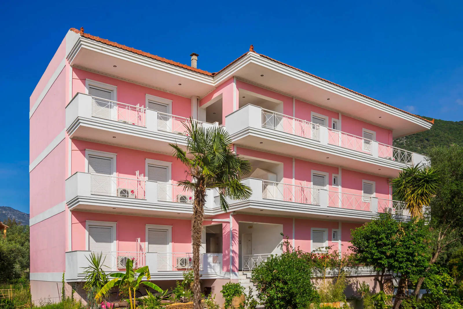 Dionysos Studios Apartments