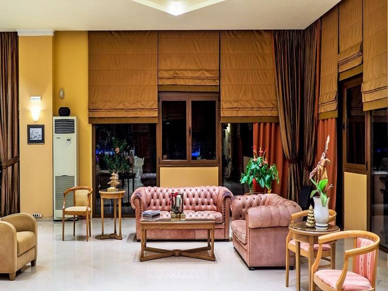 Ambassador Hotel, foto 10